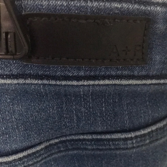 a+f high rise jeans - Picture 3 of 4